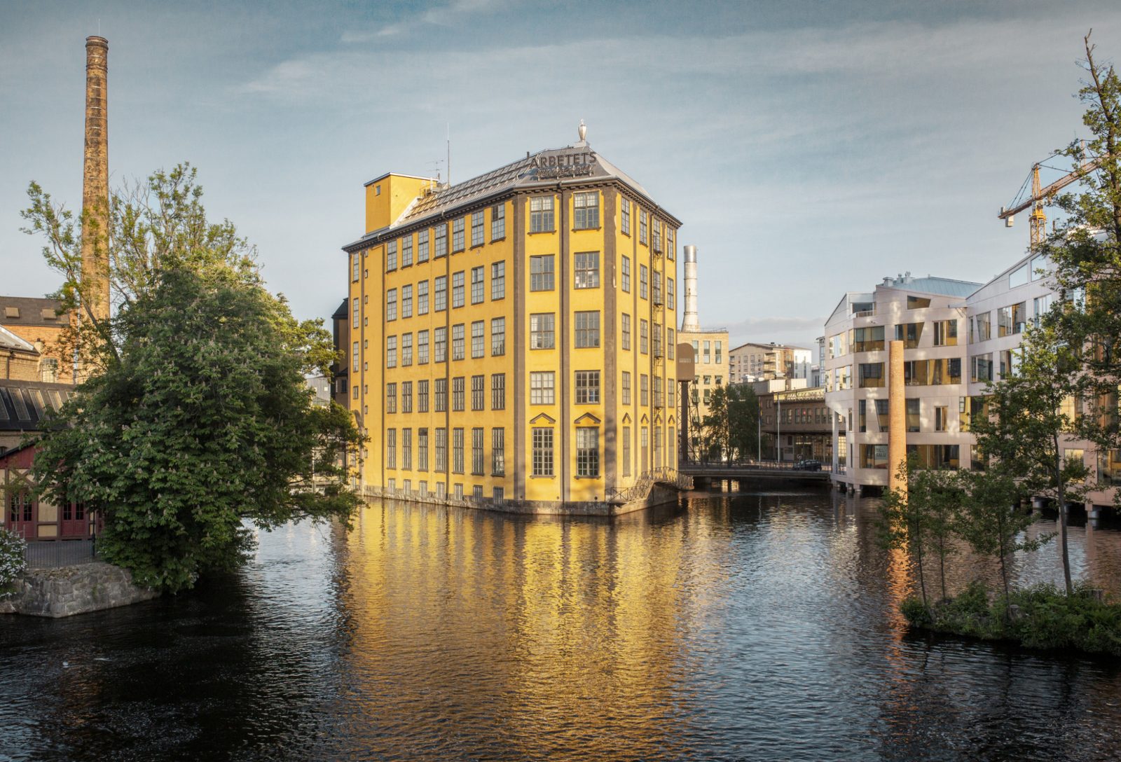 Stadsbild i Norrköping vid vattnet